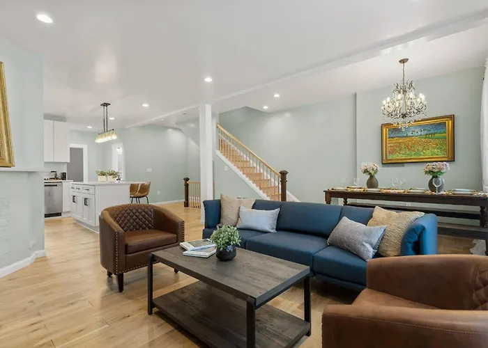 Brand New Row House, Walk To Ppg Arena, Duquesne U And Mercy Hospital, Spa-like Bathrooms, Free Parkng * Pittsburgh