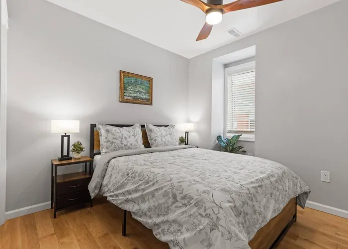 Brand New Row House, Walk To Ppg Arena, Duquesne U And Mercy Hospital, Spa-like Bathrooms, Free Parkng Pittsburgh