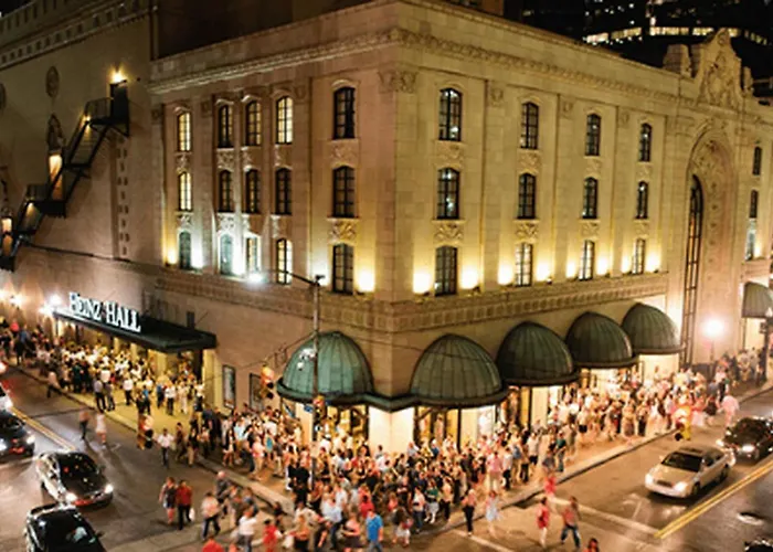 Brand New Row House, Walk To Ppg Arena, Duquesne U And Mercy Hospital, Spa-like Bathrooms, Free Parkng * Pittsburgh